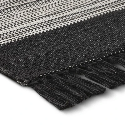 7' X 10' Outdoor Rug Striped Fringe Black - Project 62™